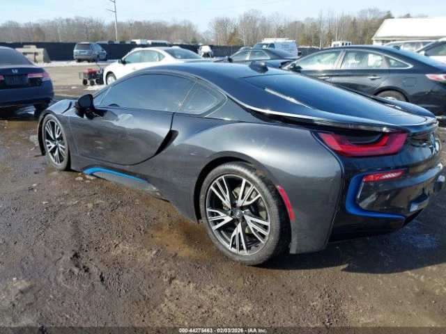BMW i8 CARBON CORE| AMBIENT| H/K, снимка 7 - Автомобили и джипове - 53915742