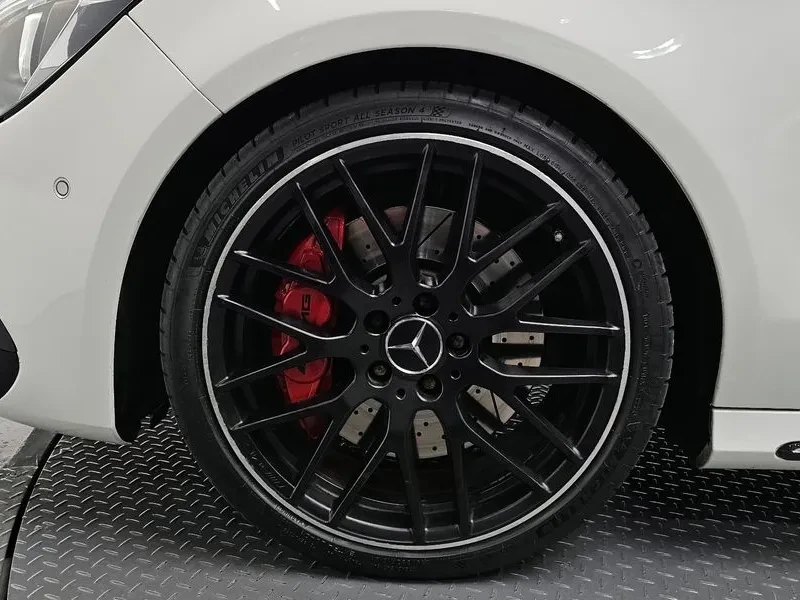 Mercedes-Benz CLA 45 AMG 4Matic, снимка 5 - Автомобили и джипове - 55111343