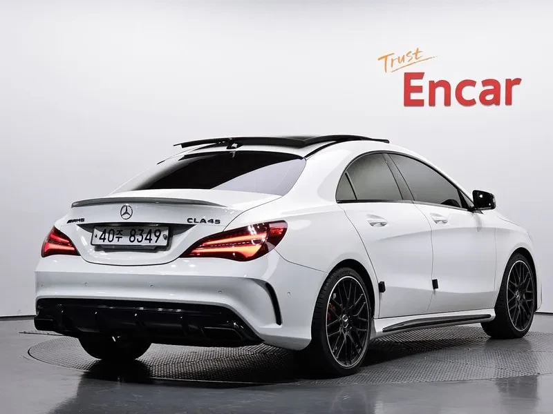 Mercedes-Benz CLA 45 AMG 4Matic, снимка 2 - Автомобили и джипове - 55111343