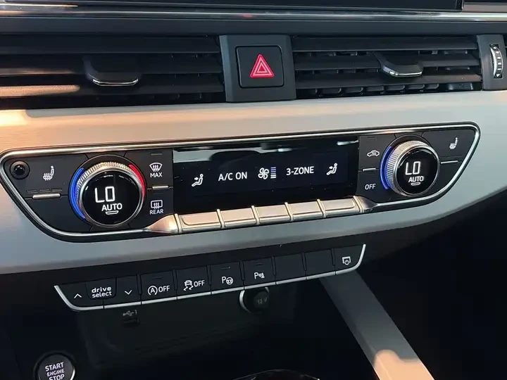 Audi A5 45 TFSI Technik/Keyless/ПАНОРАМА/CARFAX, снимка 14 - Автомобили и джипове - 55157532