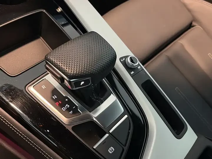 Audi A5 45 TFSI Technik/Keyless/ПАНОРАМА/CARFAX, снимка 15 - Автомобили и джипове - 55157532