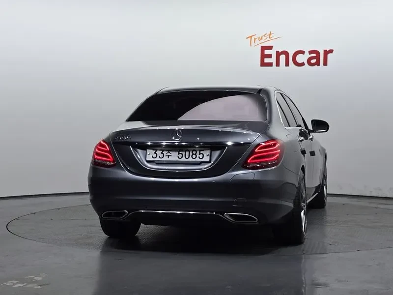 Mercedes-Benz C 350 Е Hybrid, снимка 4 - Автомобили и джипове - 55371336