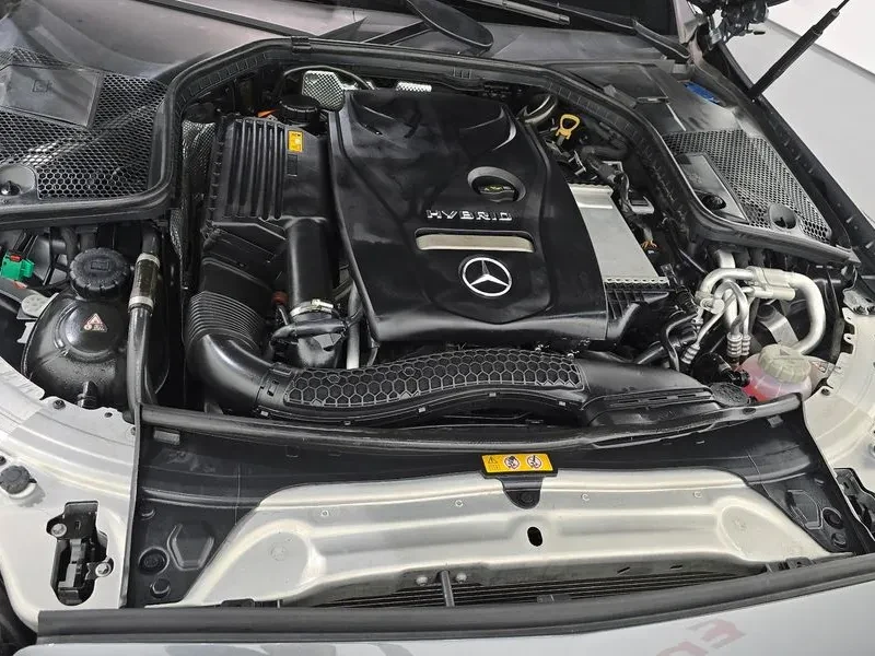 Mercedes-Benz C 350 Е Hybrid, снимка 6 - Автомобили и джипове - 55371336
