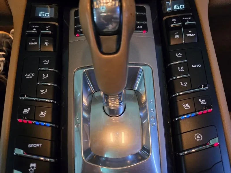 Porsche Panamera 3.6 AWD - САМО 30% АВАНС, снимка 9 - Автомобили и джипове - 56255541