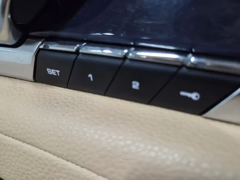 Porsche Panamera 3.6 AWD - САМО 30% АВАНС, снимка 16 - Автомобили и джипове - 56255541