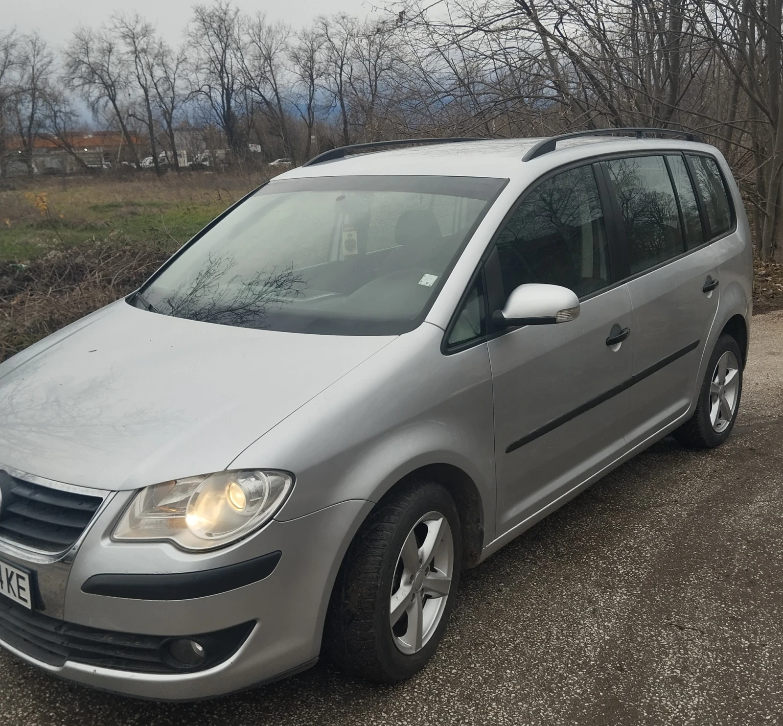 VW Touran 1.9 105 коня, снимка 1