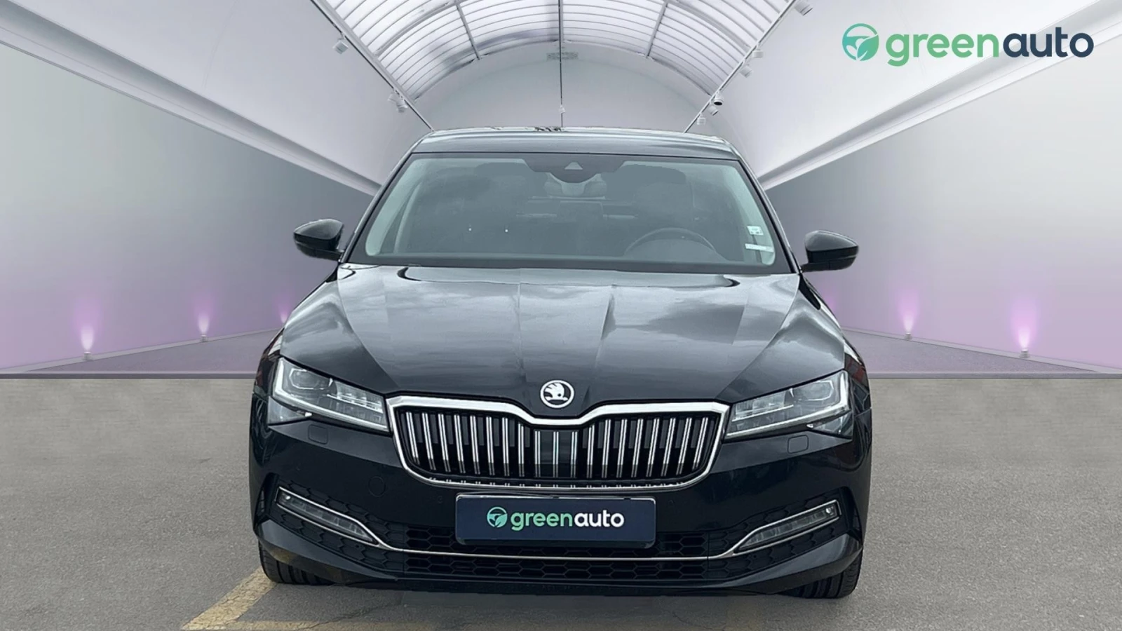 Skoda Superb 2.0 TDi Style 4X4 - изображение 4