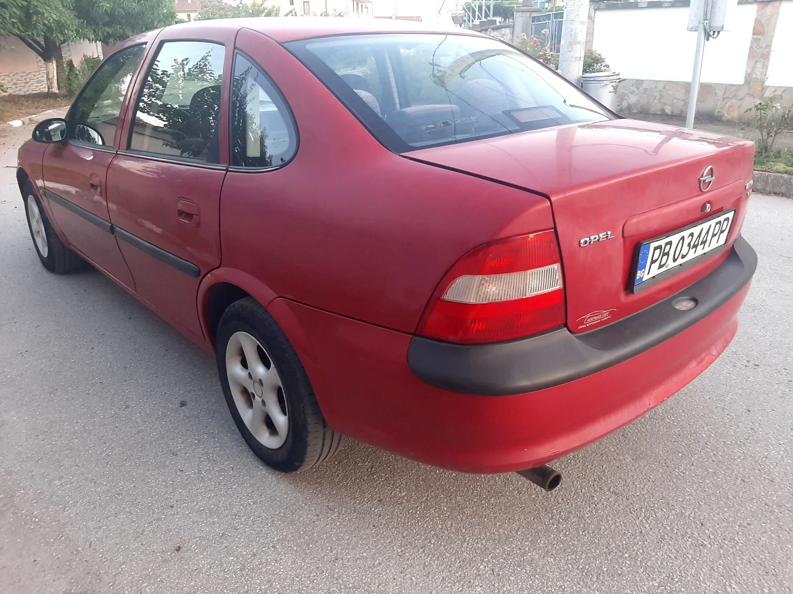 Opel Vectra 1.6i.101k+ КЛИМА. БЕНЗИН  - изображение 8