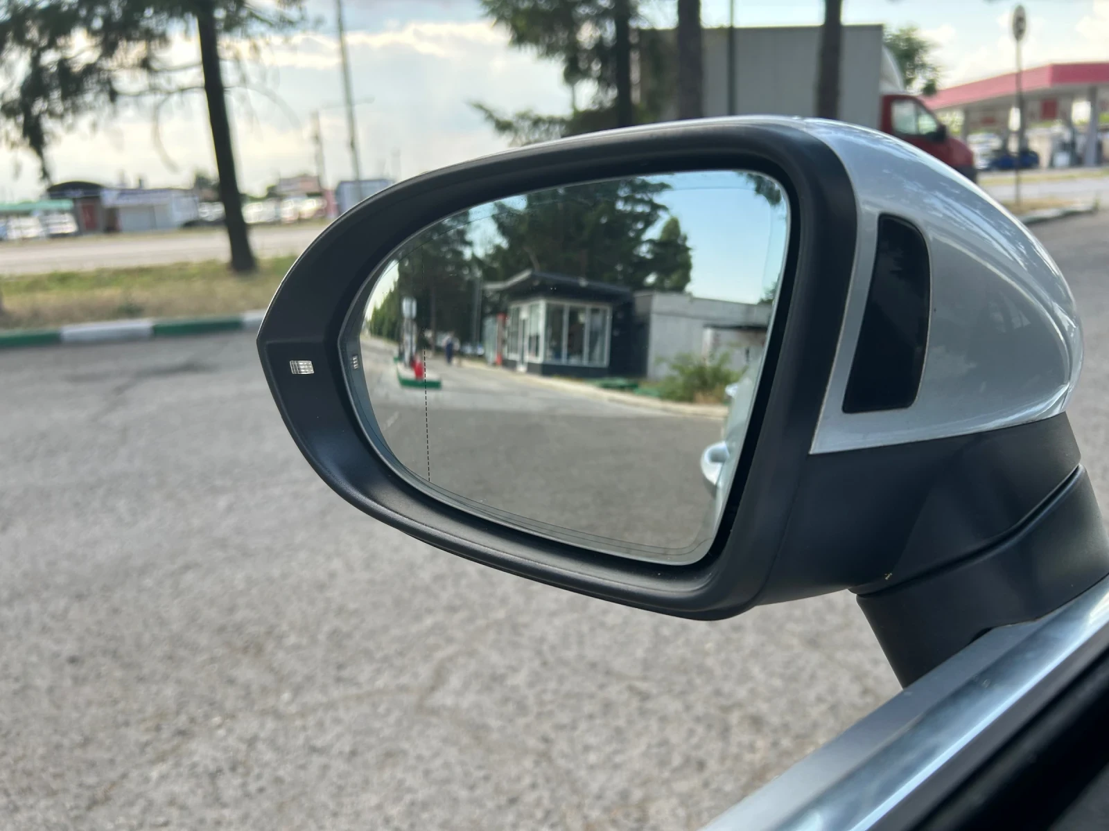 VW Passat 2, 0 DSG - изображение 6