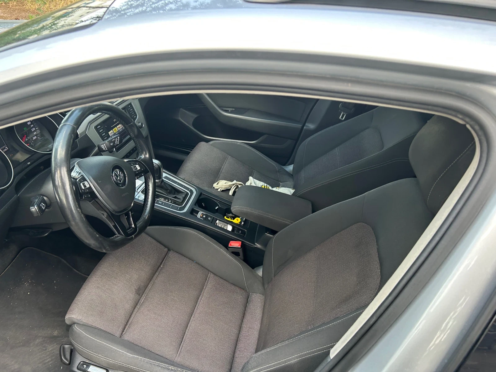 VW Passat 2, 0 DSG - изображение 5