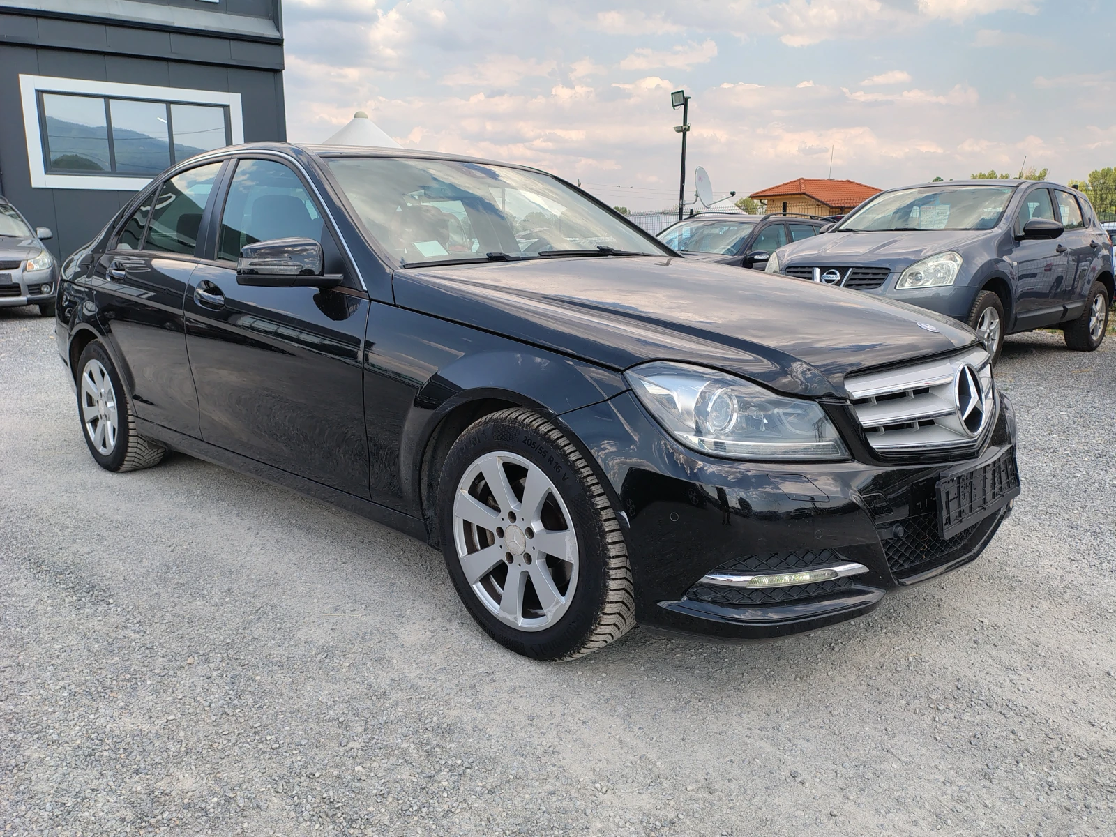 Mercedes-Benz C 200 2.2 D Facelift - изображение 3