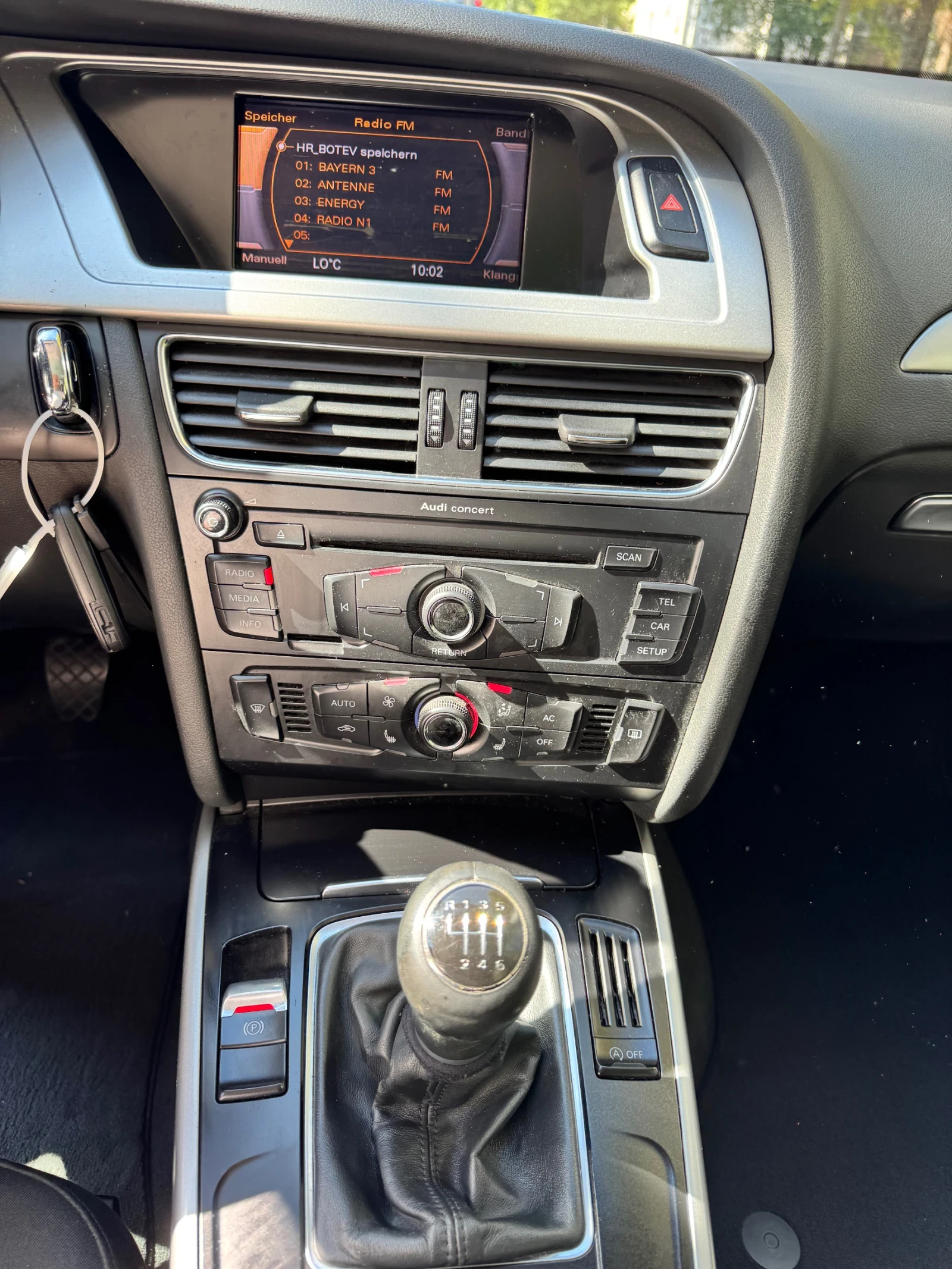 Audi A4 | Mobile.bg   11