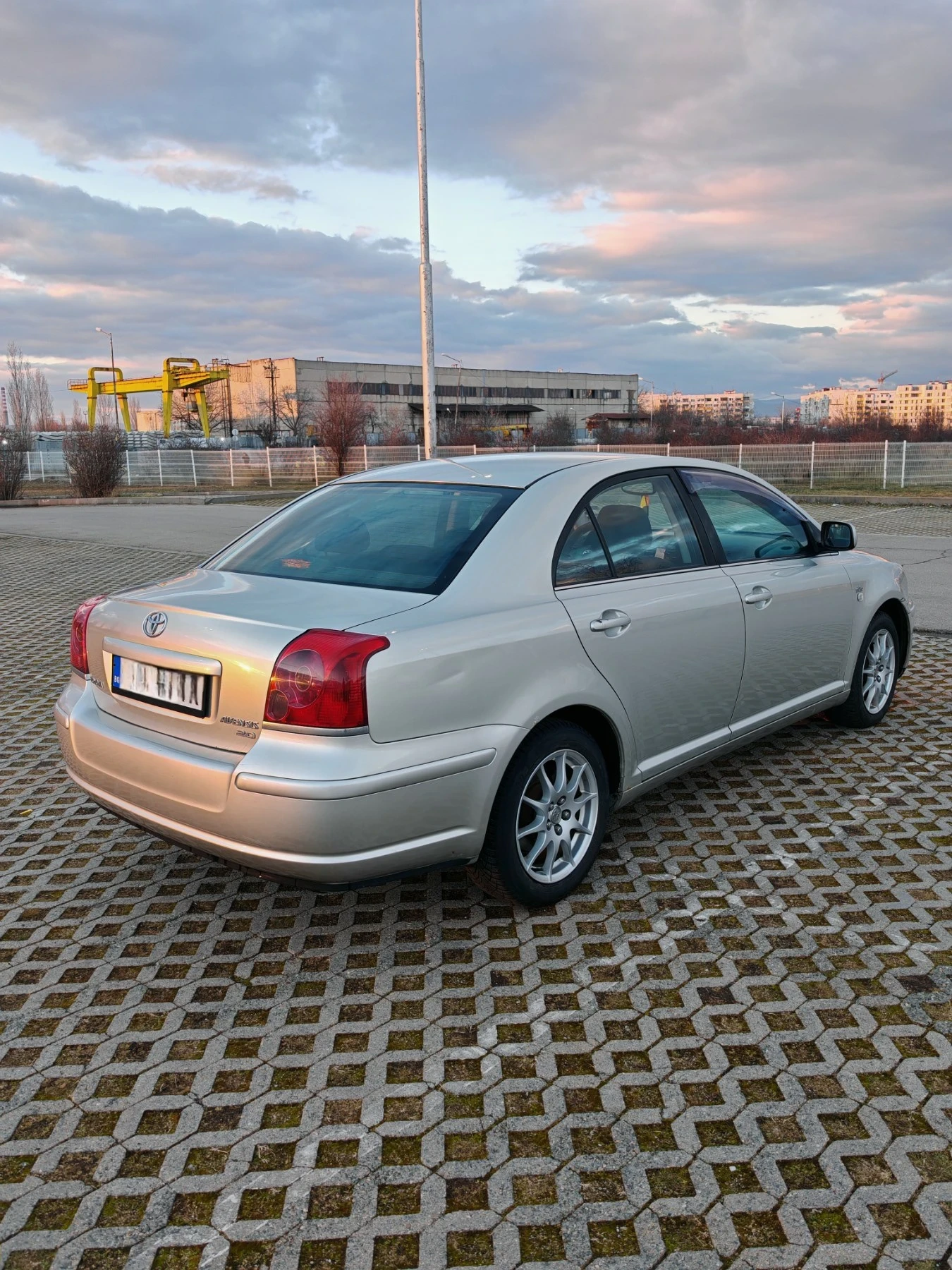 Toyota Avensis | Mobile.bg � ����������� 5