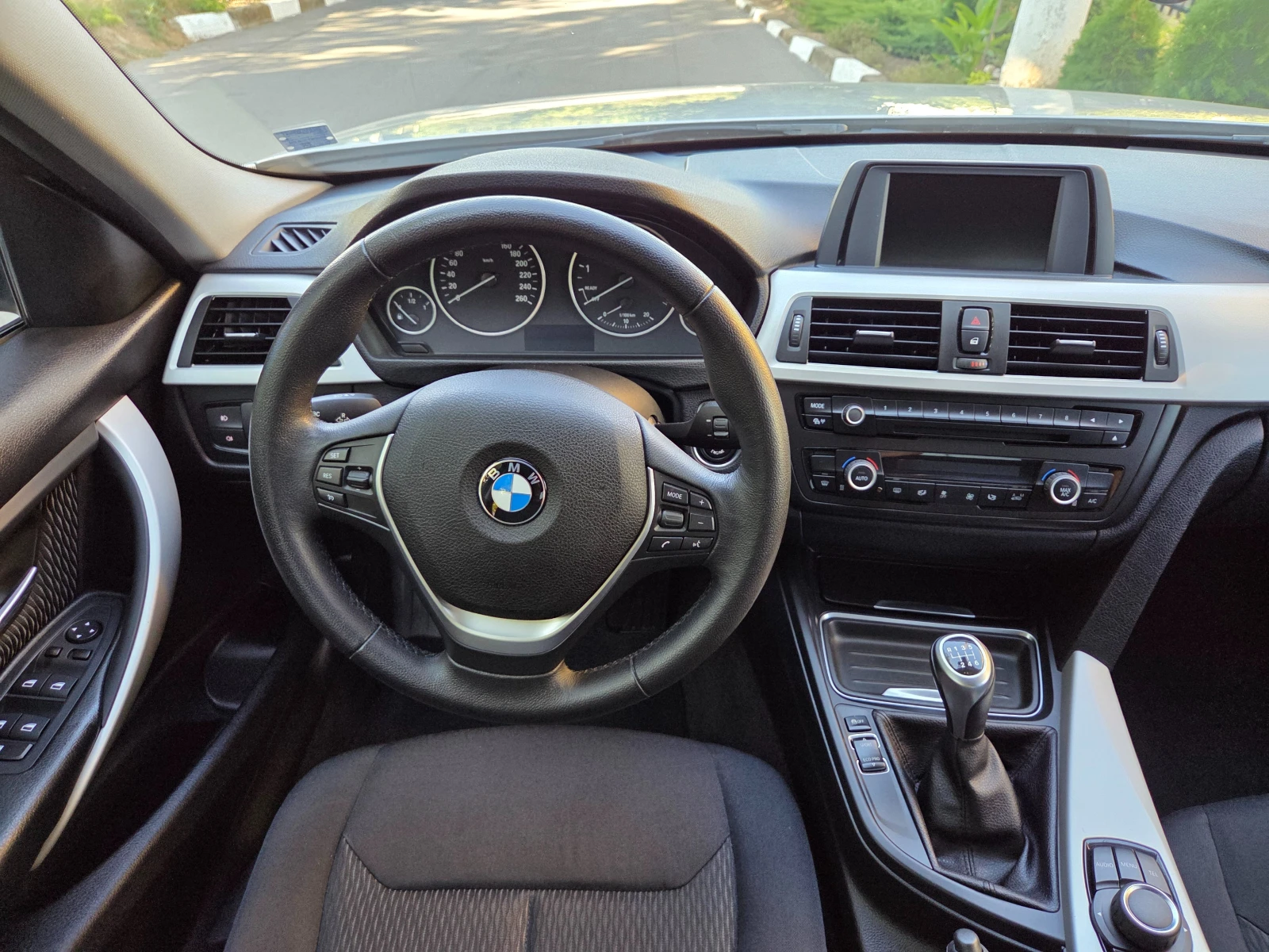 BMW 320 | Mobile.bg   11