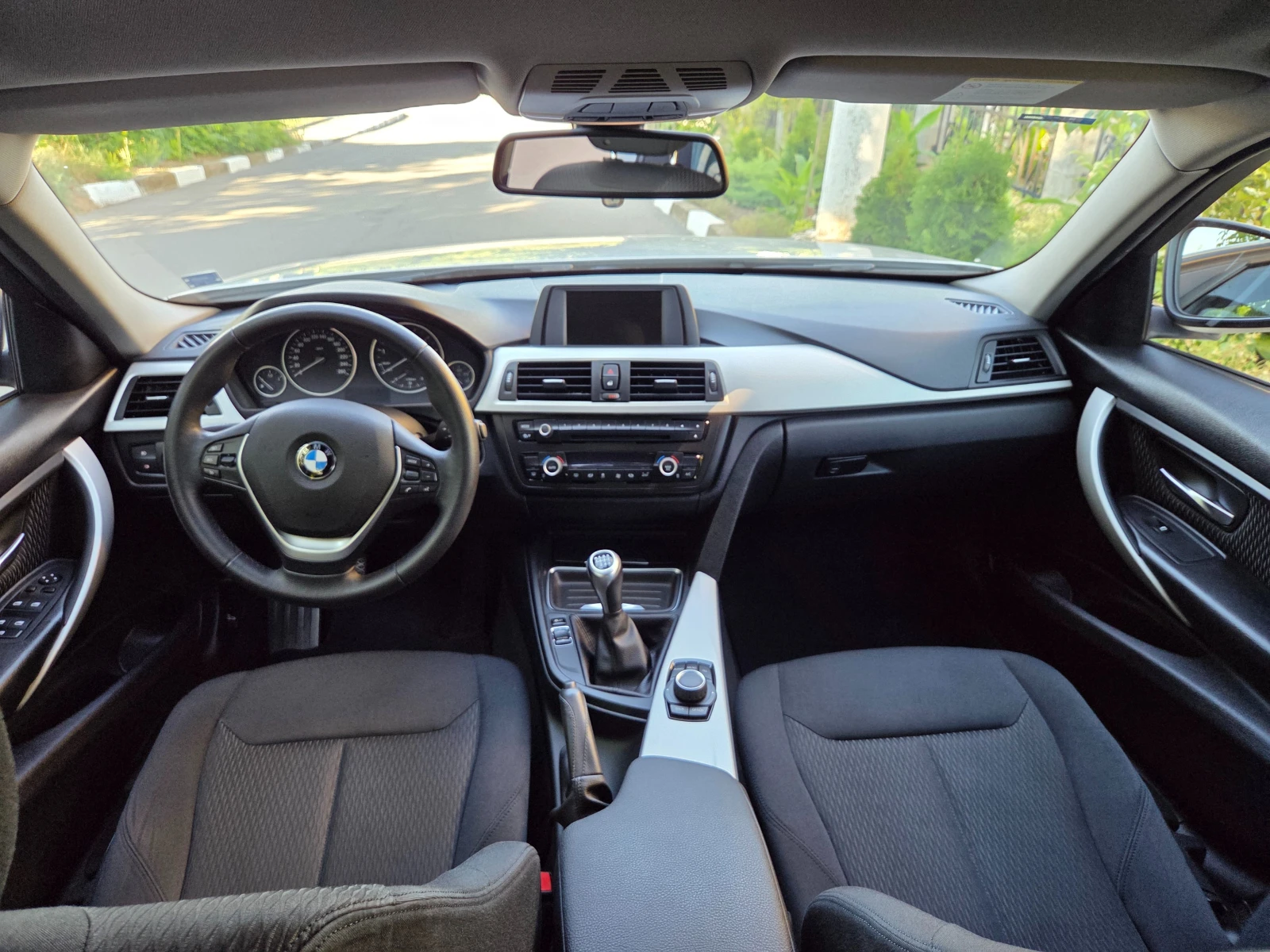 BMW 320  - изображение 10