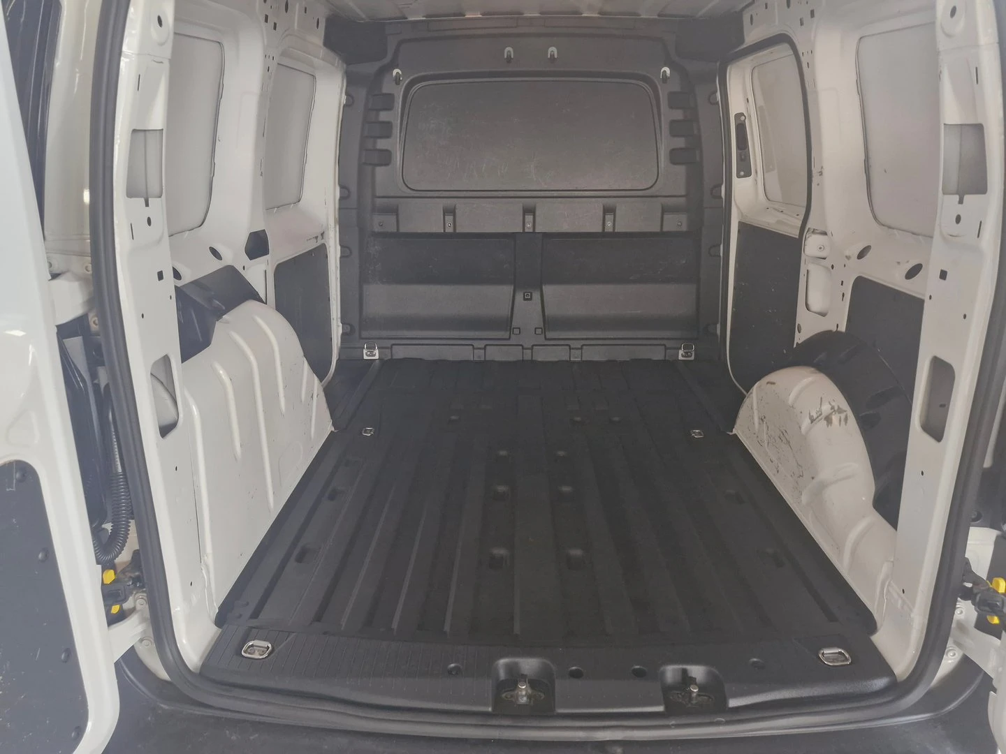 VW Caddy Cargo 3.1 m3 TDI | Mobile.bg � ����������� 7