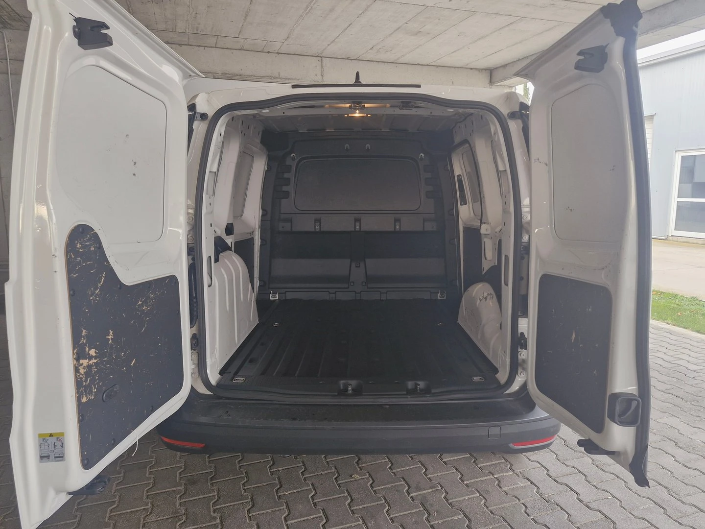 VW Caddy Cargo 3.1 m3 TDI | Mobile.bg � ����������� 6