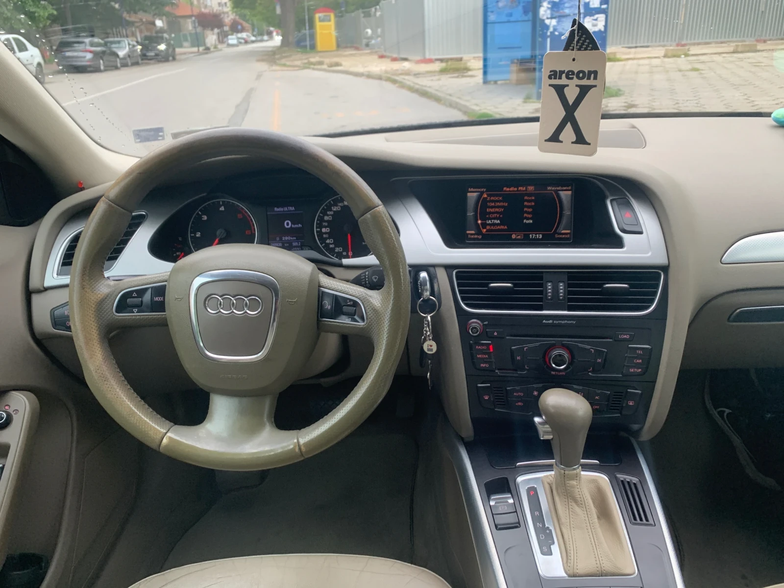 Audi A4 Кожа| Автомат| 2.0 TDI, снимка 10 - Автомобили и джипове - 53057286