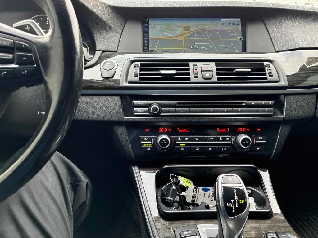 BMW 528 * 528i xDrive * CARFAX * ���� �� �� | Mobile.bg � ����������� 8