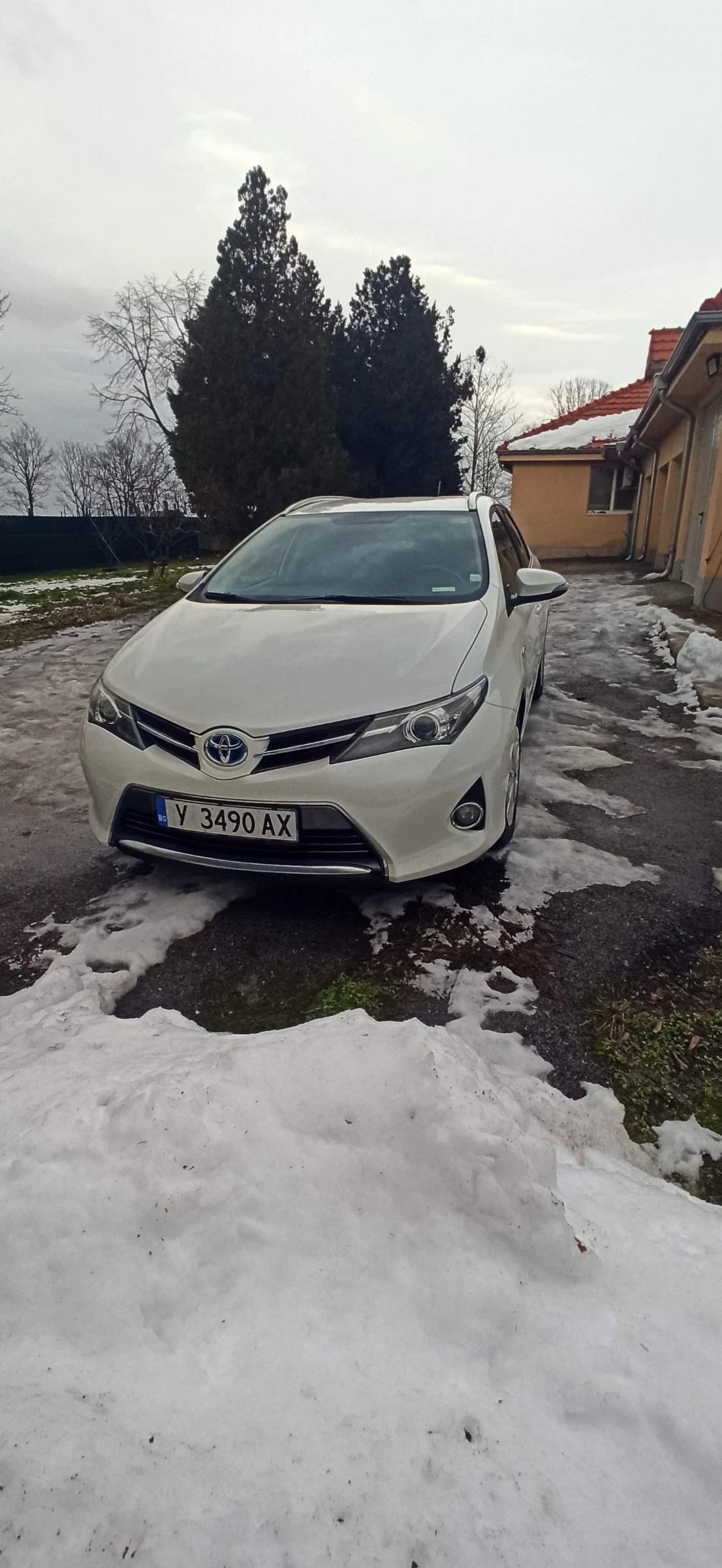 Toyota Auris  - изображение 2