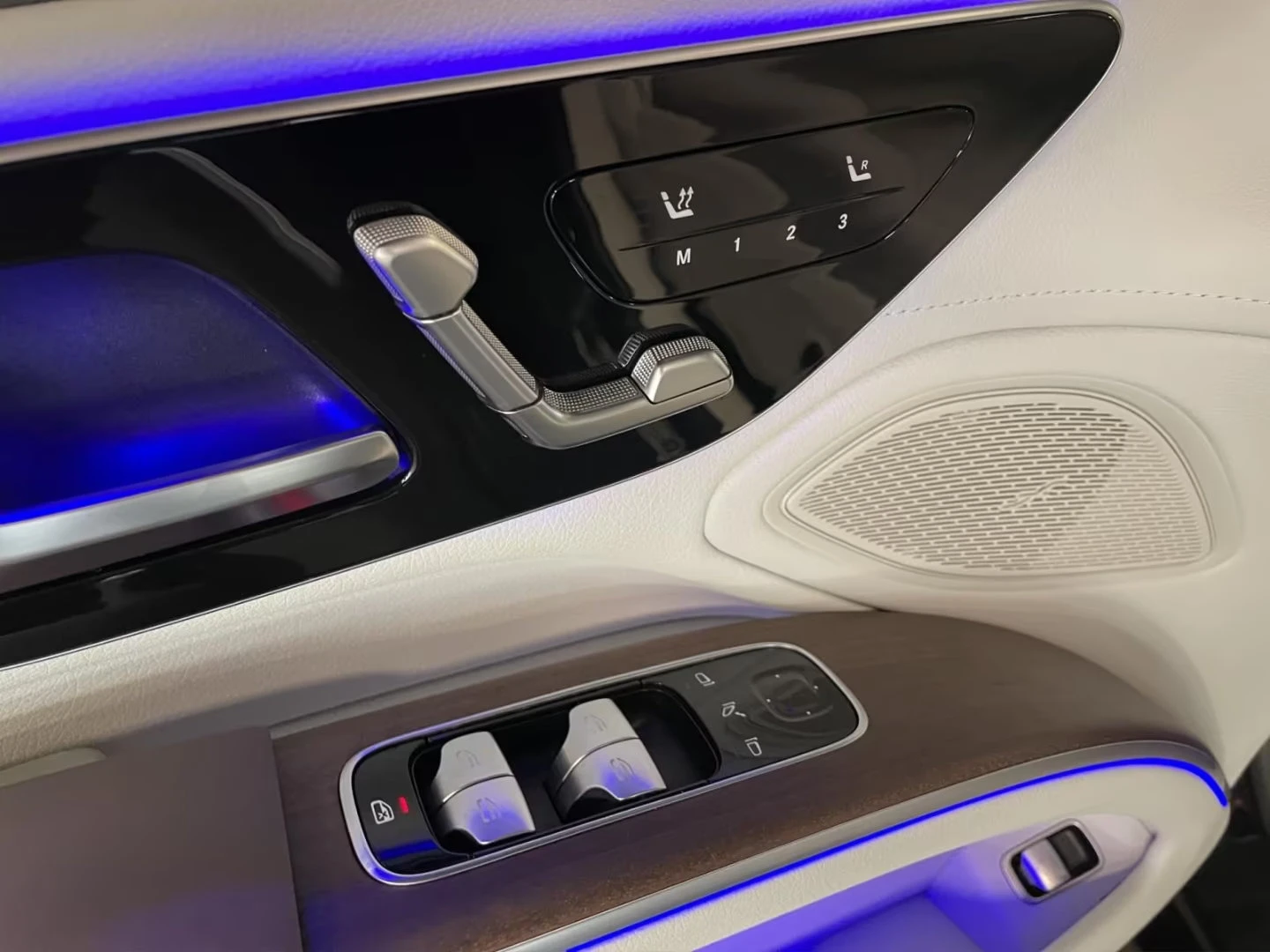 Mercedes-Benz EQS 580/523HP/4M/HYPERSCRN/360/ADVANCE/MEMORY/940v | Mobile.bg � ����������� 13