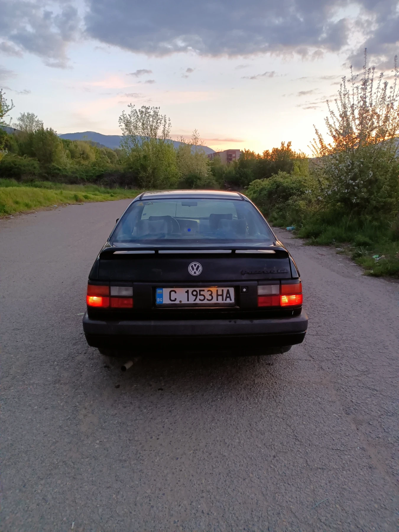 VW Passat С газ, снимка 12 - Автомобили и джипове - 54314545