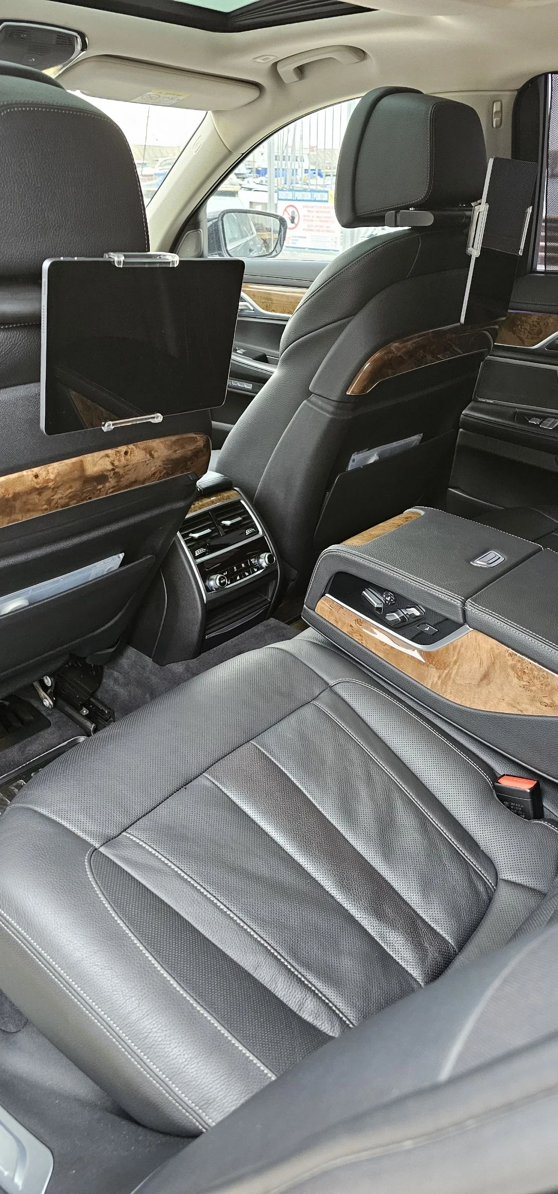 BMW 740 x Drive , снимка 2 - Автомобили и джипове - 54828016
