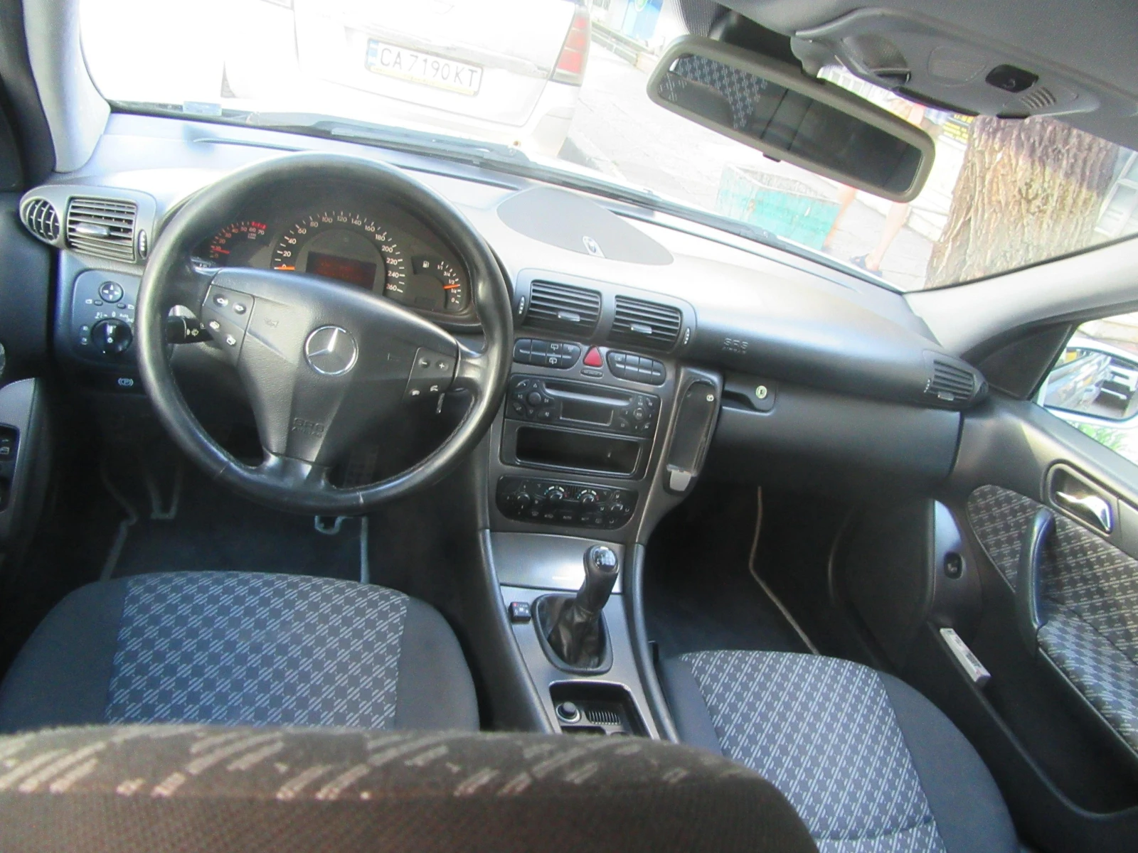 Mercedes-Benz C 180 T Kompressor Avantgarde, снимка 8 - Автомобили и джипове - 54870232