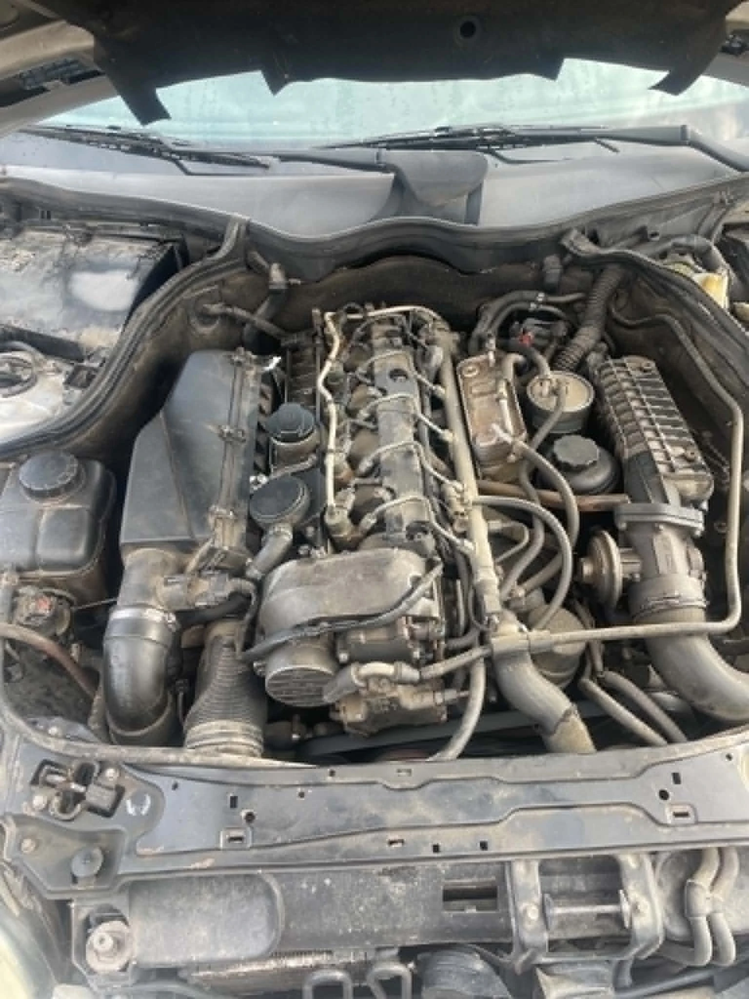 Mercedes-Benz C 270, снимка 5 - Автомобили и джипове - 54937420