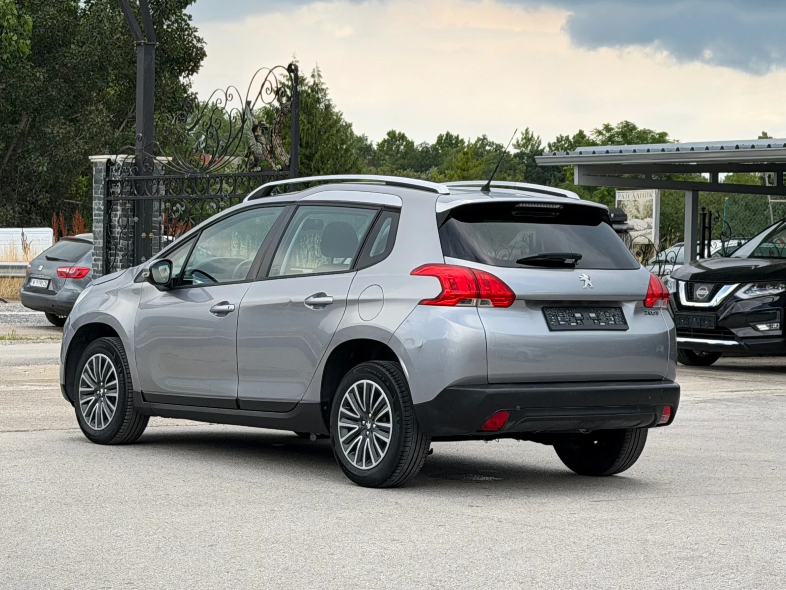 Peugeot 2008 1.2i ИТАЛИЯ, снимка 13 - Автомобили и джипове - 55016317