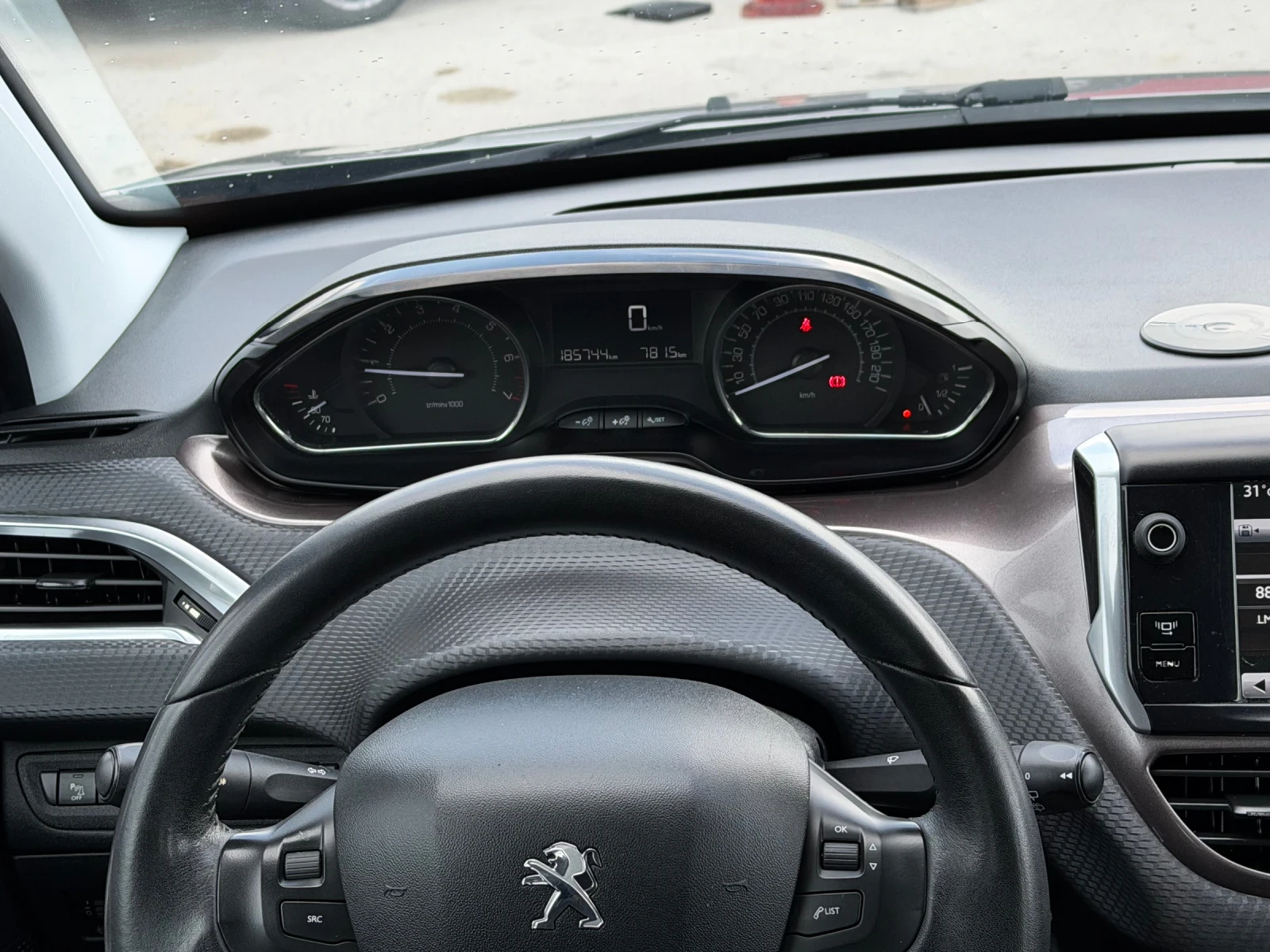 Peugeot 2008 1.2i ИТАЛИЯ, снимка 11 - Автомобили и джипове - 55016317