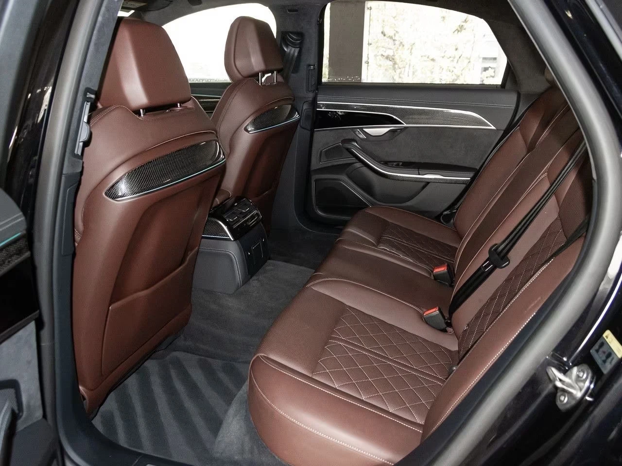 Audi A8 50 TDI / S-LINE / B&O / MATRIX / 360 / BLACK OPTIC, снимка 15 - Автомобили и джипове - 55257089