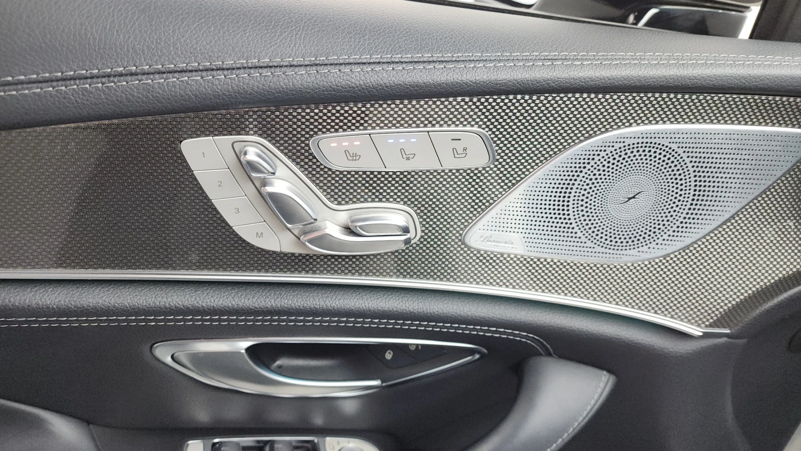 Mercedes-Benz CLS 400 Burmester* HeadUP* 360* PANO* , снимка 11 - Автомобили и джипове - 55385584