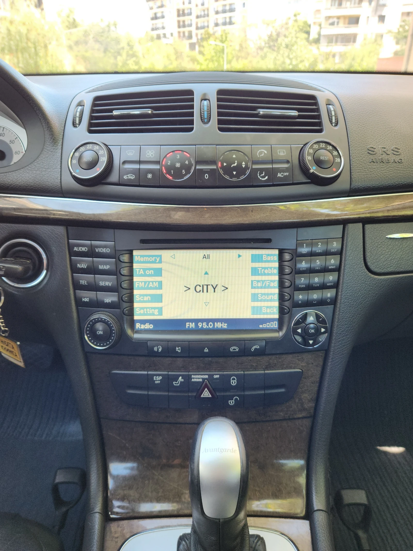 Mercedes-Benz E 320 AVANTGARDE  | Mobile.bg � ����������� 15