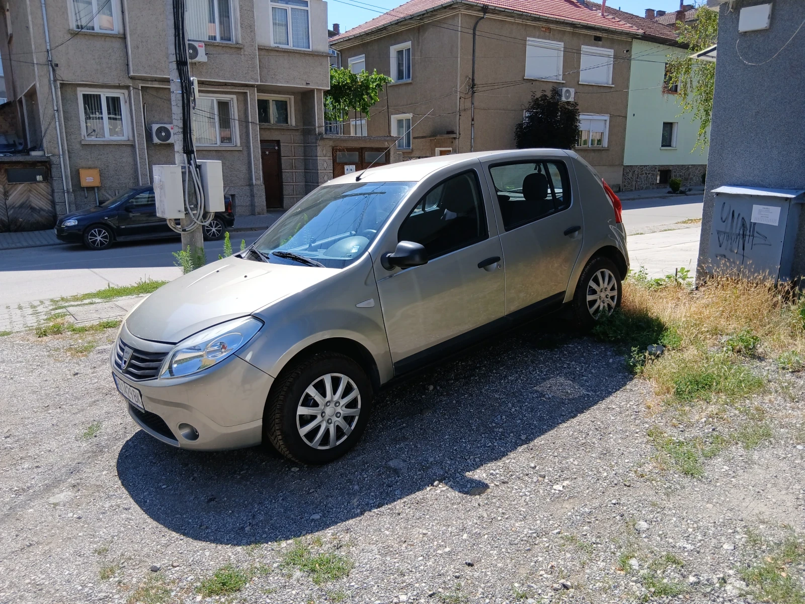 Dacia Sandero 1.2, снимка 7 - Автомобили и джипове - 55680956