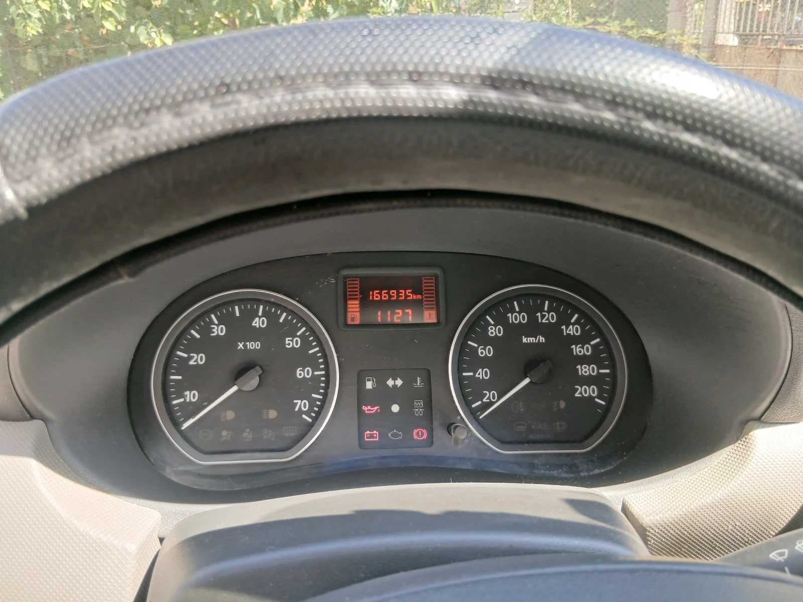 Dacia Sandero 1.2, снимка 2 - Автомобили и джипове - 55680956