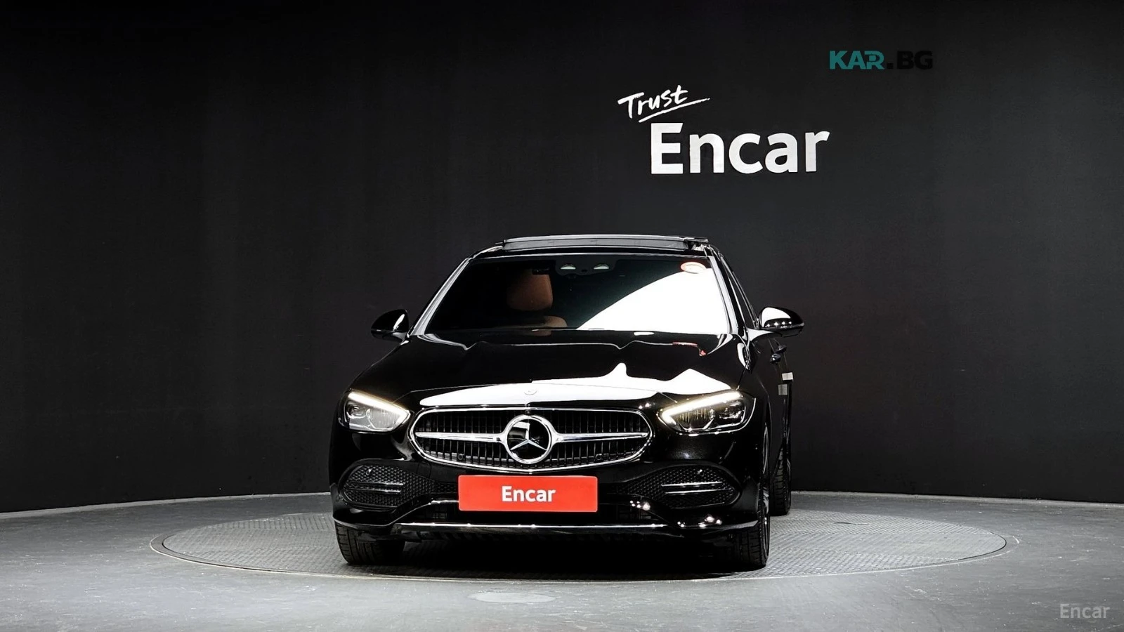 Mercedes-Benz C 300 4MATIC* AVANTGARDE* КОЖА* ПОДГРЕВ* PANO* 360, снимка 3 - Автомобили и джипове - 55730400