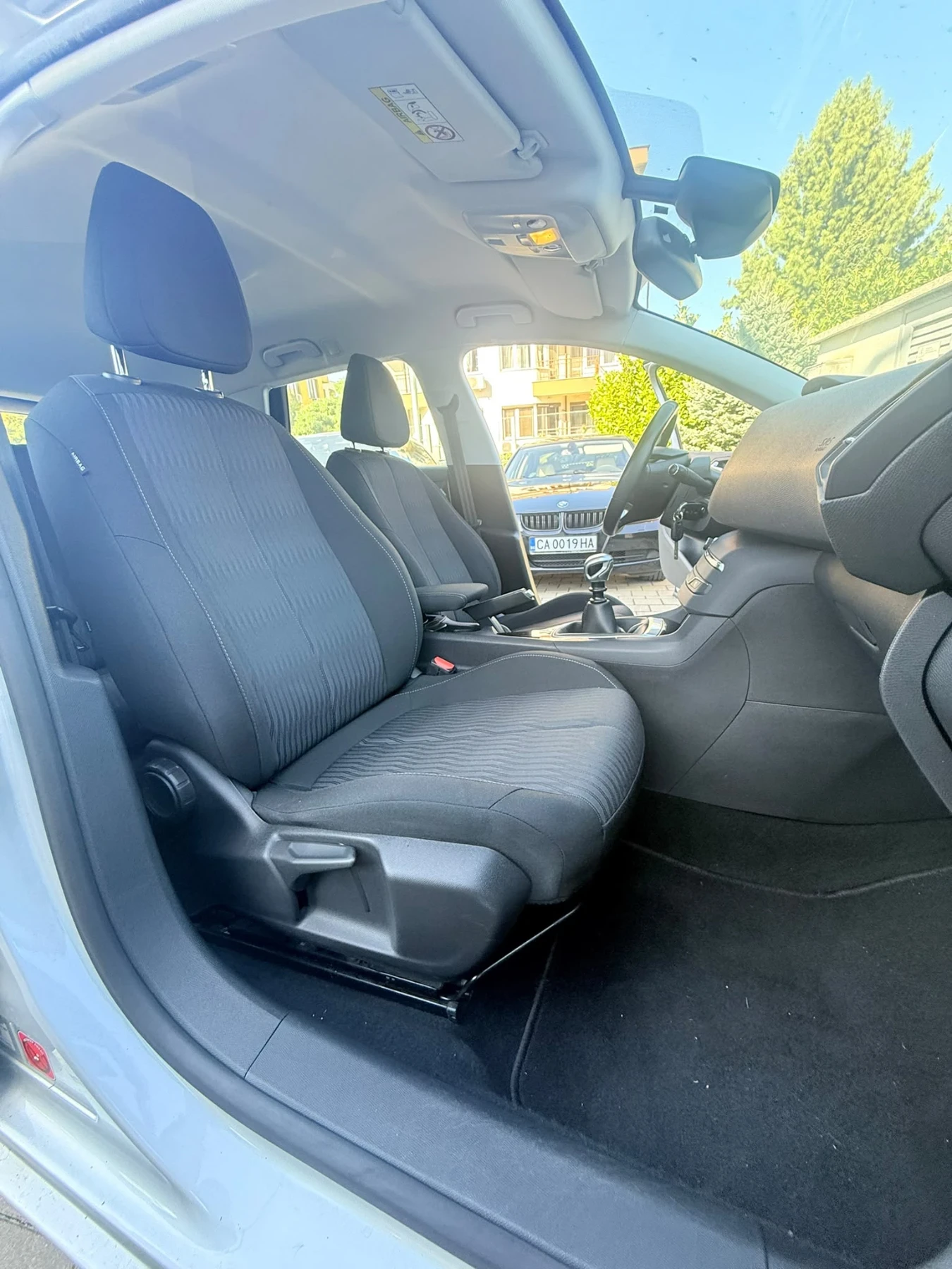 Peugeot 308 SW - КОМБИ, снимка 9 - Автомобили и джипове - 55993409