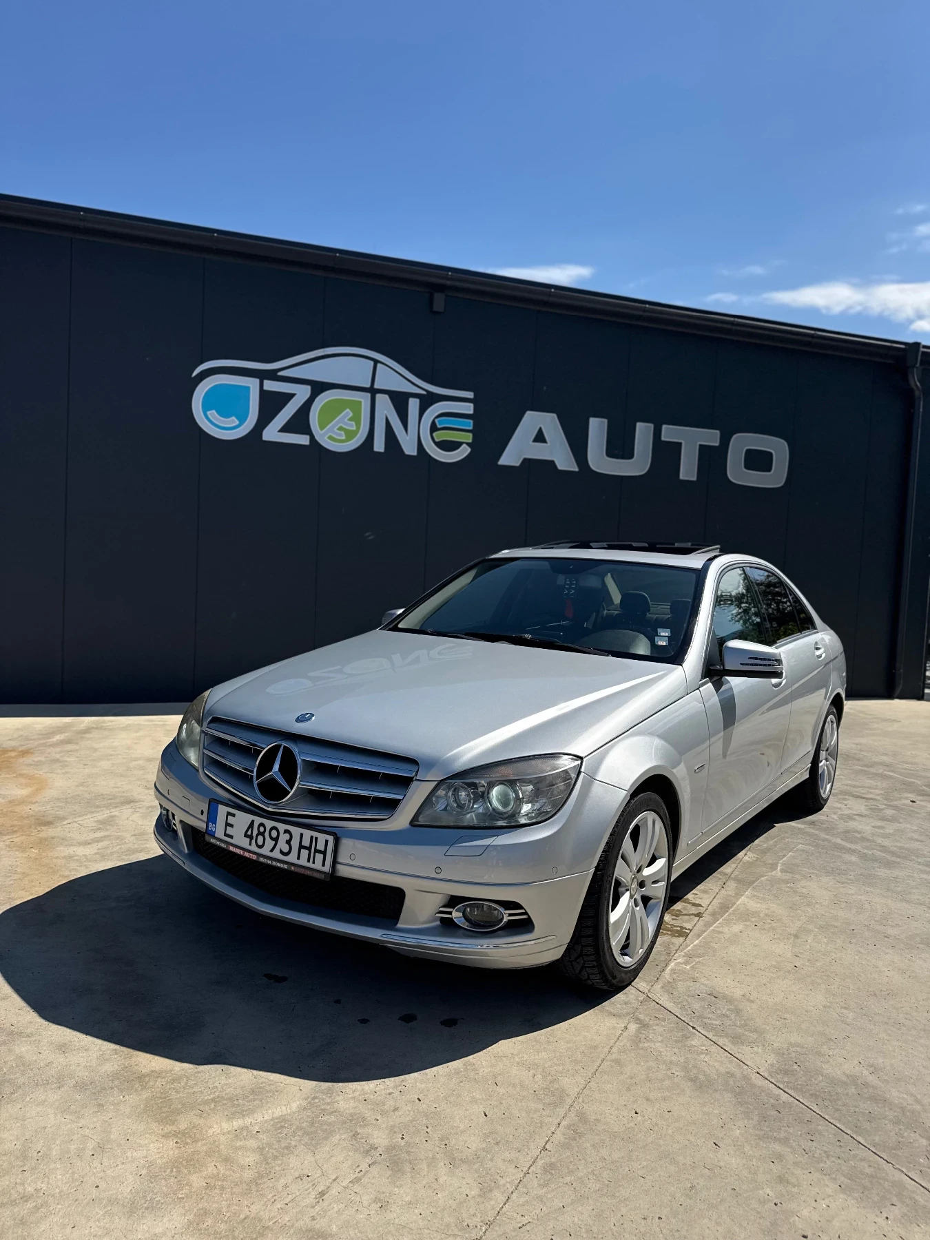 Mercedes-Benz C 320