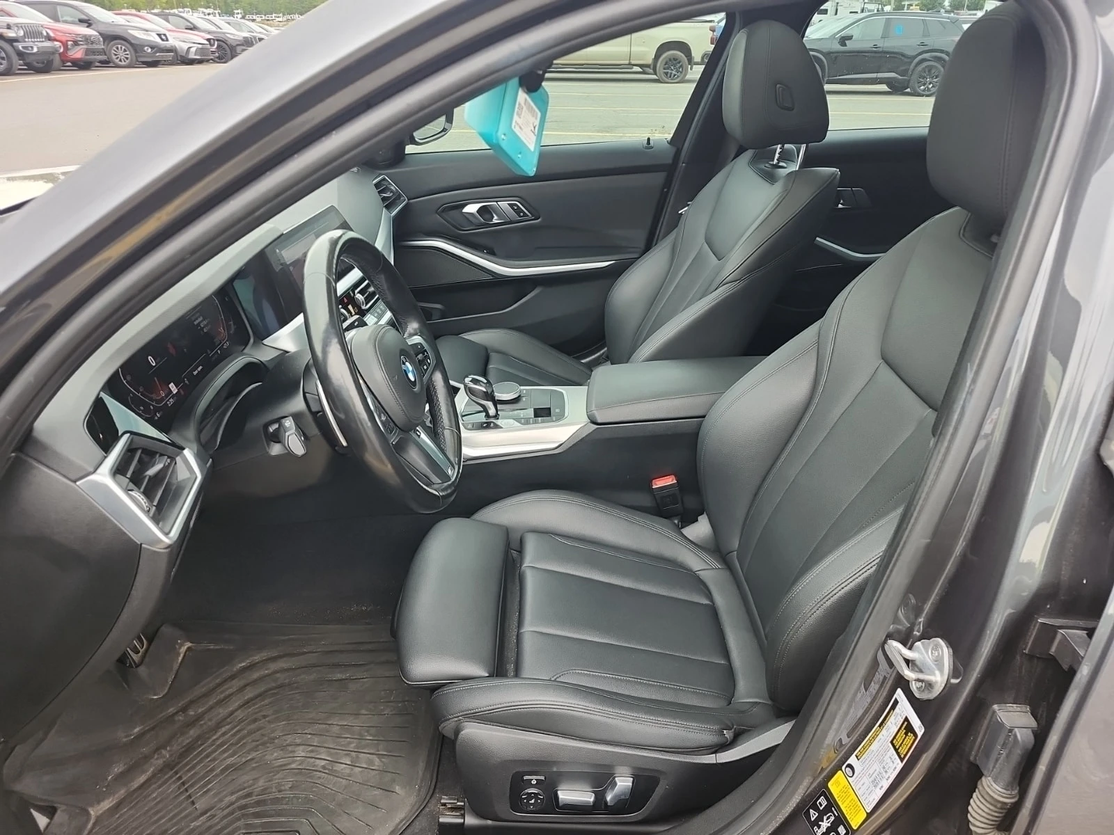 BMW 330 * 330I XDRIVE * CARFAX * , снимка 6 - Автомобили и джипове - 56132553