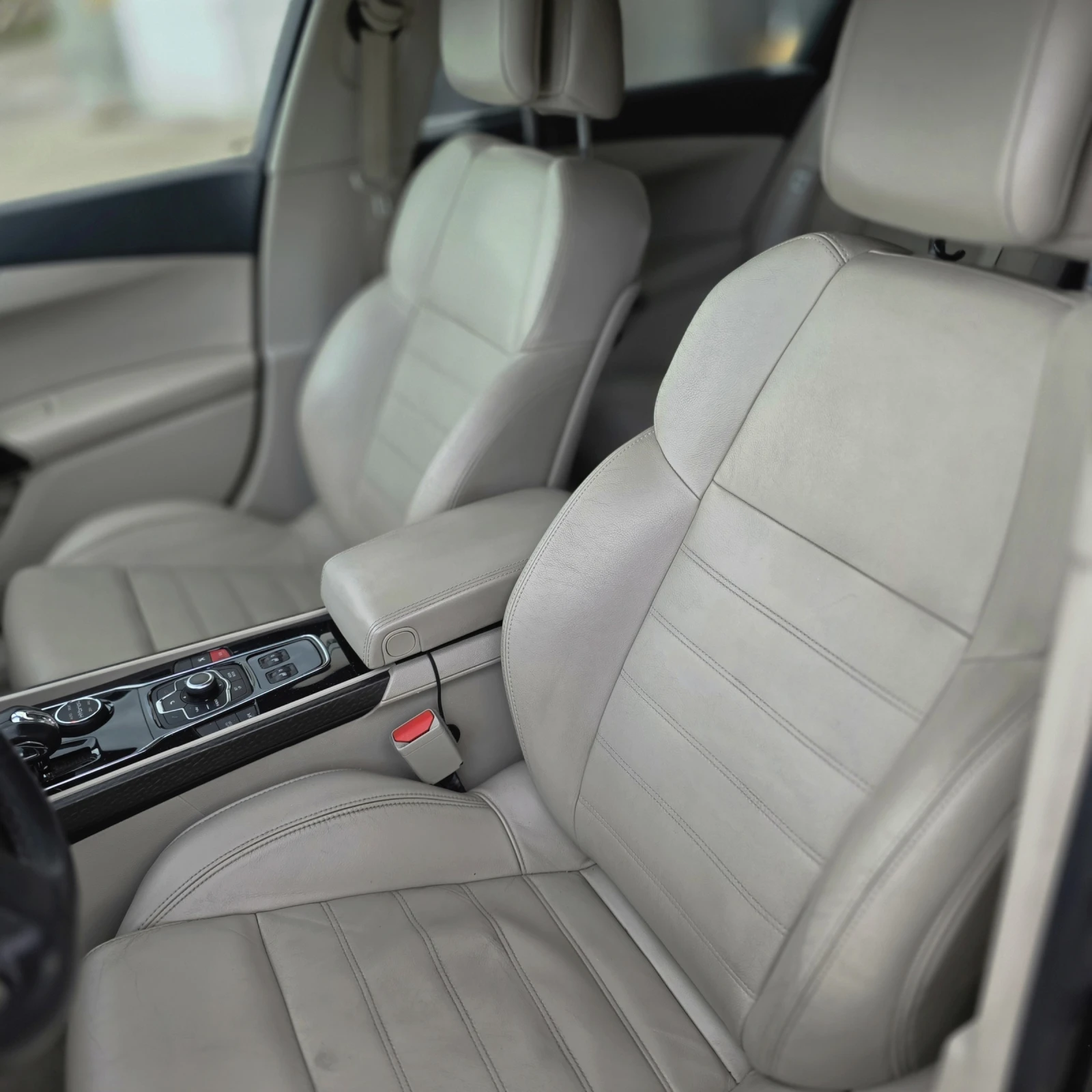 Peugeot 508 2.0 HDi 200 к.с. 4x4 | JBL | HUD | Кожа | Люк, снимка 7 - Автомобили и джипове - 56185396