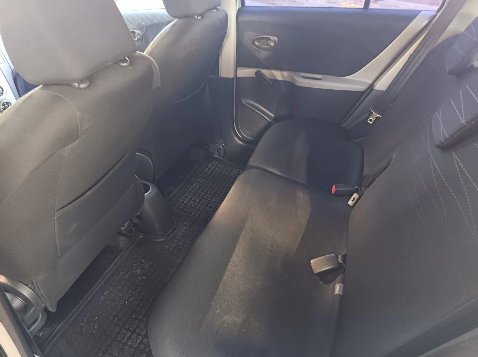 Toyota Yaris | Mobile.bg � ����������� 12