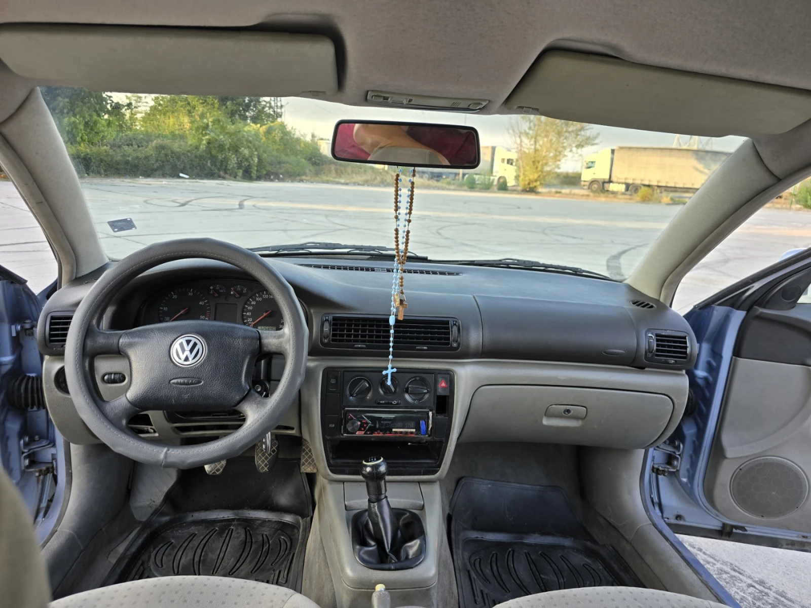 VW Passat, снимка 3 - Автомобили и джипове - 56601373