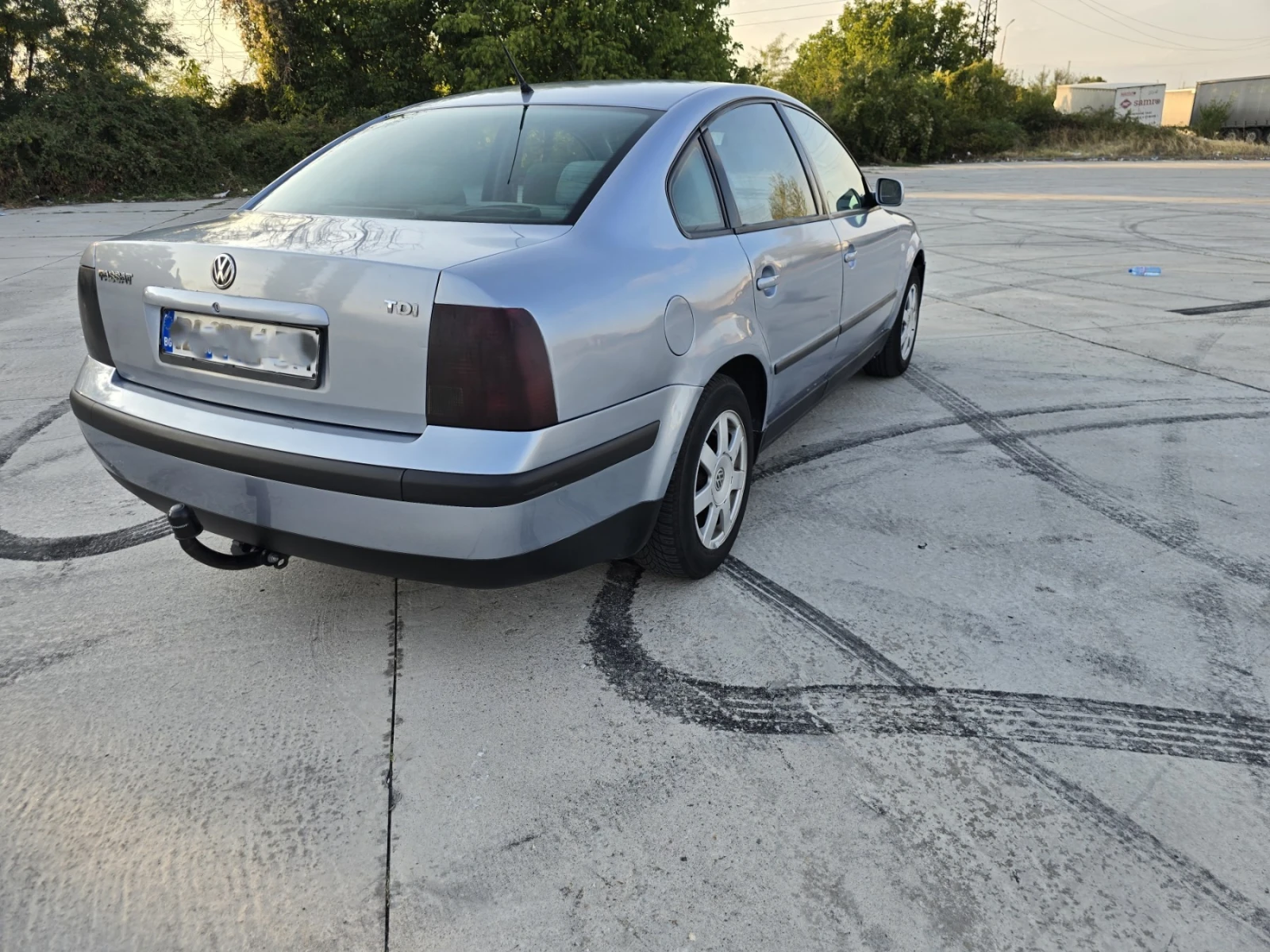 VW Passat, снимка 6 - Автомобили и джипове - 56601373