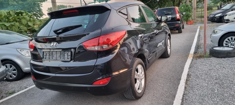 Hyundai IX35 1.7 D, снимка 10 - Автомобили и джипове - 46290772