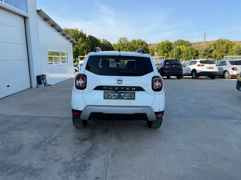 Dacia Duster 1.5dci * Avtom* Navi* UNIKAT* , снимка 5 - Автомобили и джипове - 47371042