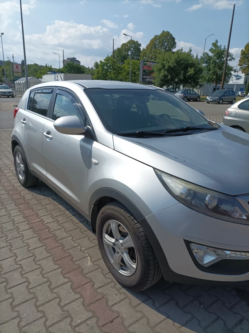 Kia Sportage, снимка 4 - Автомобили и джипове - 50984351