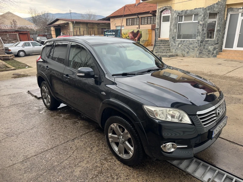 Toyota Rav4 2.2 D-Cat, снимка 4 - Автомобили и джипове - 53132733