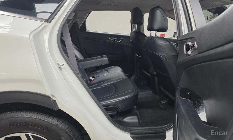 Kia Sportage, снимка 12 - Автомобили и джипове - 53452259