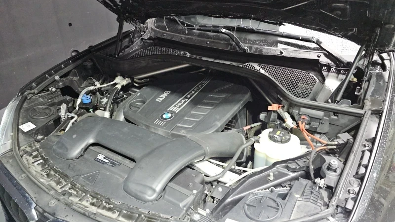 BMW X6 xDrive30d* ЛЮК* HUD* ПОДГРЕВ ВОЛАН* , снимка 5 - Автомобили и джипове - 55342210